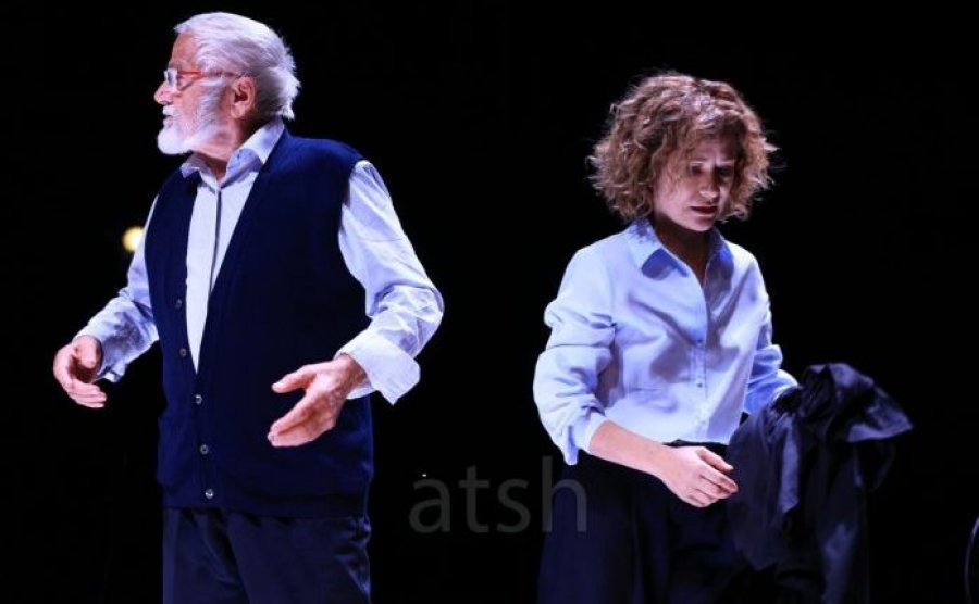 Shfaqja “Babai” nga Florian Zeller, në skenën e Teatrit Eksperimental