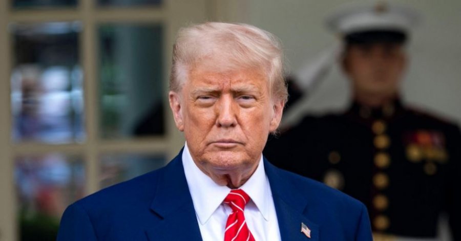 Trumpi përshëndet shkatërrimin e anijes me drogë në Karaibe