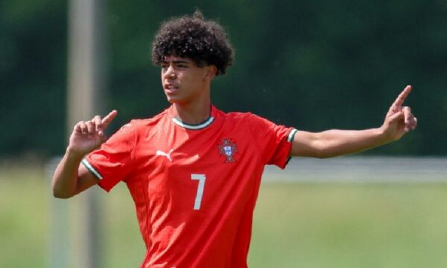 Djali i Ronaldos ftohet nga Portugalia U-16