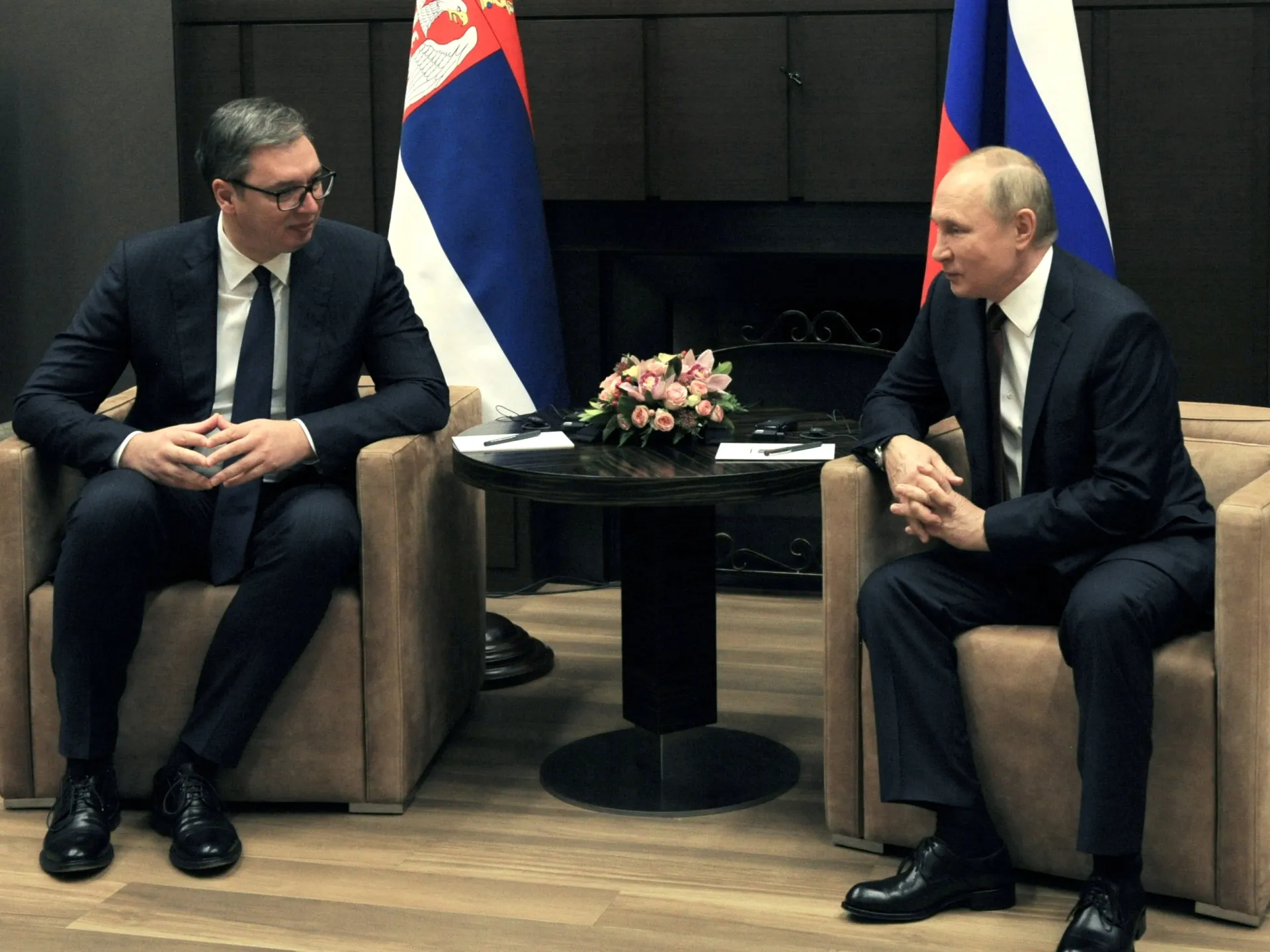 Beogradi dhe Moska nënshkruajnë memorandum për thellimin e bashkëpunimit
