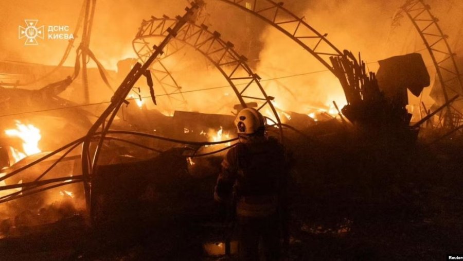 Nëntë të plagosur në një sulm rus me dronë në Kiev
