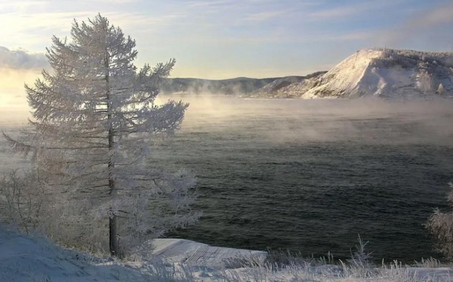 Liqeni Baikal, pasuria natyrore siberiane që ruan historinë e 30 milionë viteve