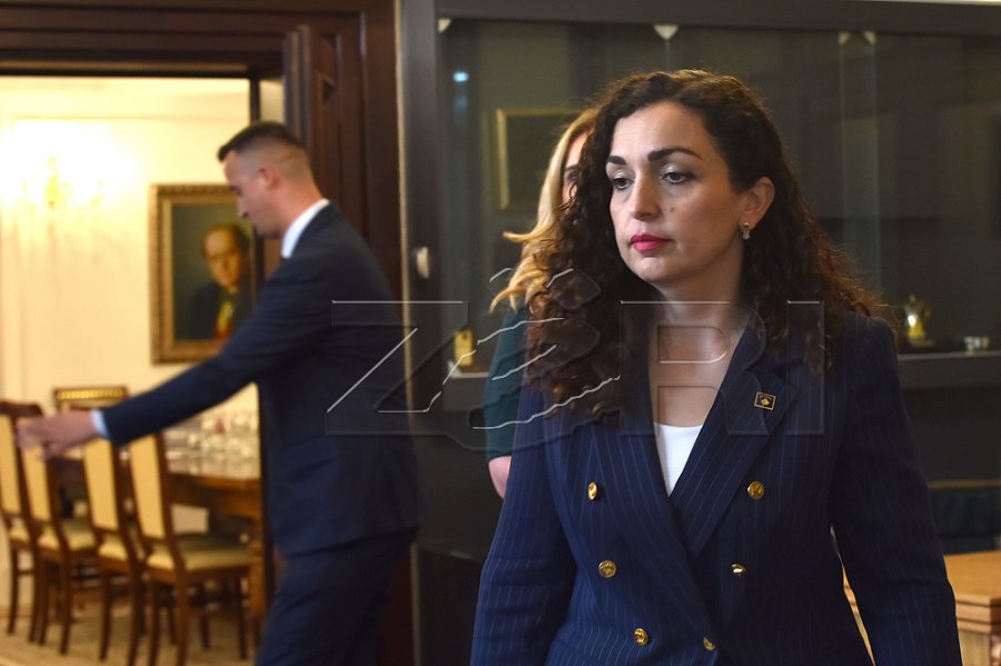 Presidentja do të nis konsultimet për mandatarin e dytë pas dështimit të “Kurti 3”