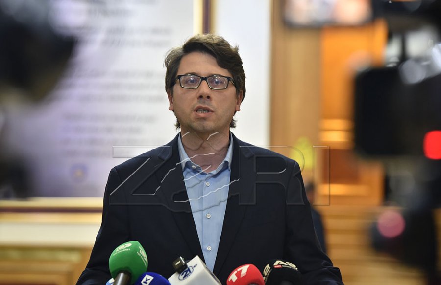 Murati u bën thirrje deputetëve për miratimin e buxhetit 2025 për tri komunat