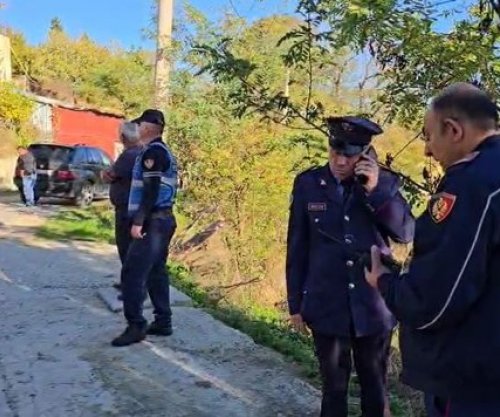 Vrau babanë në banesë dhe u arratis, arrestohet 25-vjeçari në Durrës