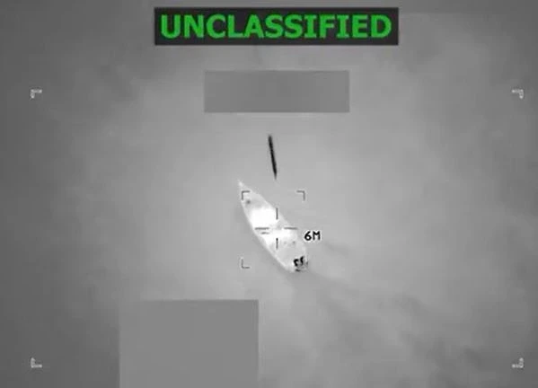 SHBA-ja godet katër anije të dyshuara për drogë në Paqësor, 14 persona mbeten të vrarë