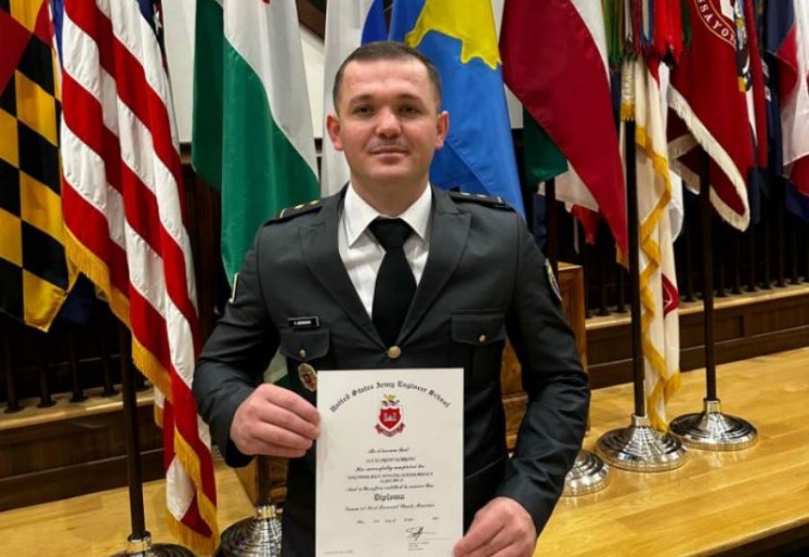 Oficeri i FSK-së diplomon në Amerikë, përgatitet në inxhinieri ushtarake