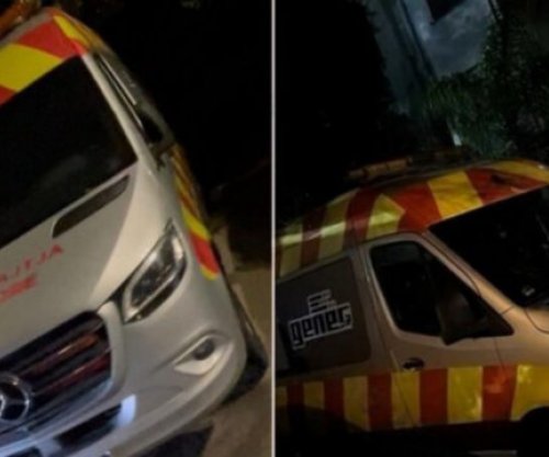 Arsenal armësh nga Kosova në Tiranë, furgoni ishte kamufluar si mjet për mirëmbajtjen e rrugëve