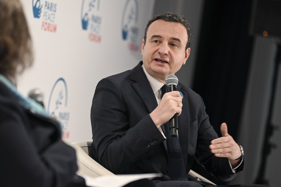 Kurti në Forumin e Paqes në Paris: Kosova, histori suksesi e ndërhyrjes humanitare të NATO-s