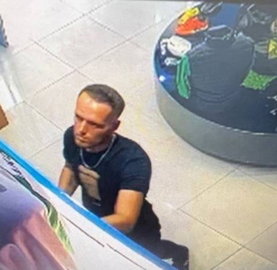 Policia po e kërkon këtë person, dyshohet për vjedhje