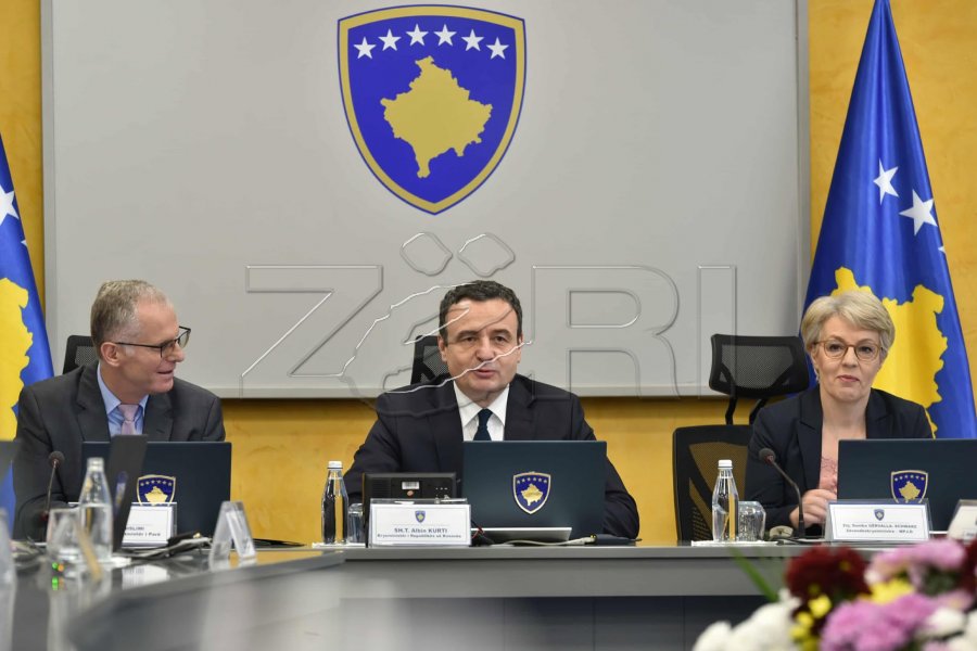 Kurti: Buxheti i vitit 2026 do të jetë 4 miliardë euro, do të jepet edhe paga e 13-të