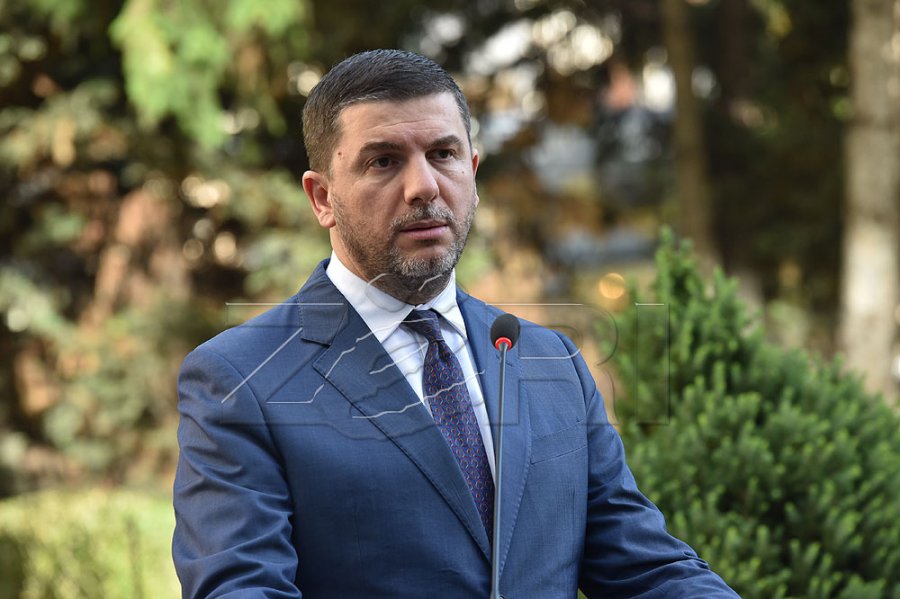 Memli Krasniqi: Rruga përpara është vetëm shpallja e zgjedhjeve të reja