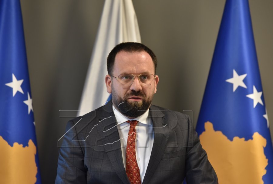 Buxheti 2026 dhe rritja e pagës minimale - përpjekje për blerje votash, sipas Rukiqit