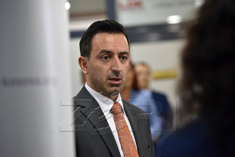Sot takimi konsultativ i Kryesisë së Kuvendit, thirrja e Bashës kundërshtohet nga PDK-ja e LDK-ja