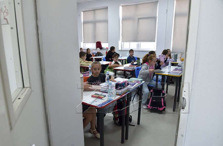 Përparim Rama premton se mësimi tërëditor së shpejti do të zhvillohet në të gjitha shkollat e Prishtinës