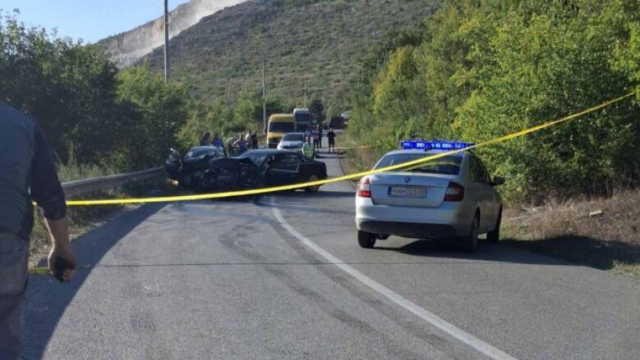 Aksident i rëndë mes dy automjeteve në Astrazup të Malishevës
