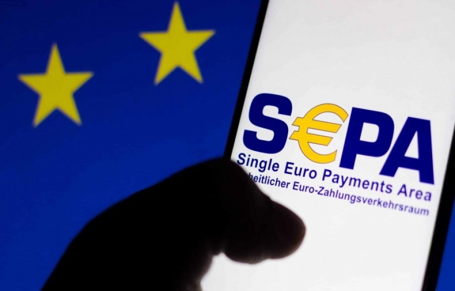 Me 7 tetor 2025 Shqipëria nis zyrtarisht pagesat në euro përmes zonës SEPA