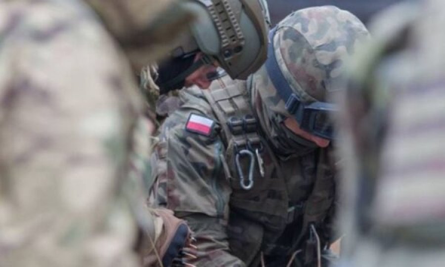 Polonia mobilizohet pas agresionit rus, paralajmëron ushtarët e forcave të mbrojtjes territoriale