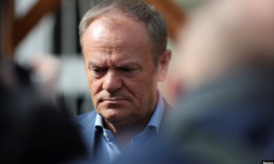 Tusk: Polonia kurrë s’ka qenë më afër konfliktit të hapur që nga Lufta e Dytë Botërore