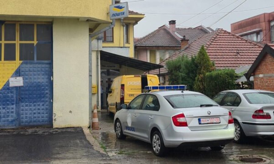 Raportohet se Posta e Kosovës mori në posedim objektin e Postës së Serbisë në Graçanicë