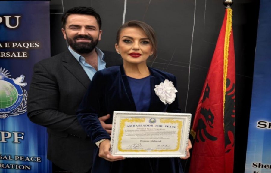 Besiana Mehmedi nderohet me titullin “Ambasadore e Paqes” në Tiranë
