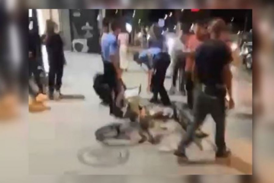 Vetura godet çiklistin në Ferizaj