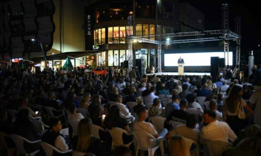 Buja hap fushatën e PDK-së në Lipjan me kritika për pushtetin atje: Pas 12 vitesh ngecje, tani është koha jonë