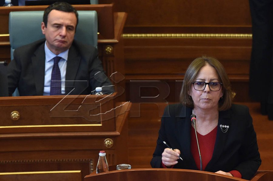 Bajrami sfidon Kurtin për ekoniminë: Merri të gjithë ekspertët që ke dhe eja të përballemi në debat