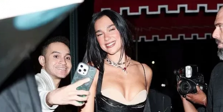 Dua Lipa dhe Laura Harrier shkëlqejnë në tapetin e kuq