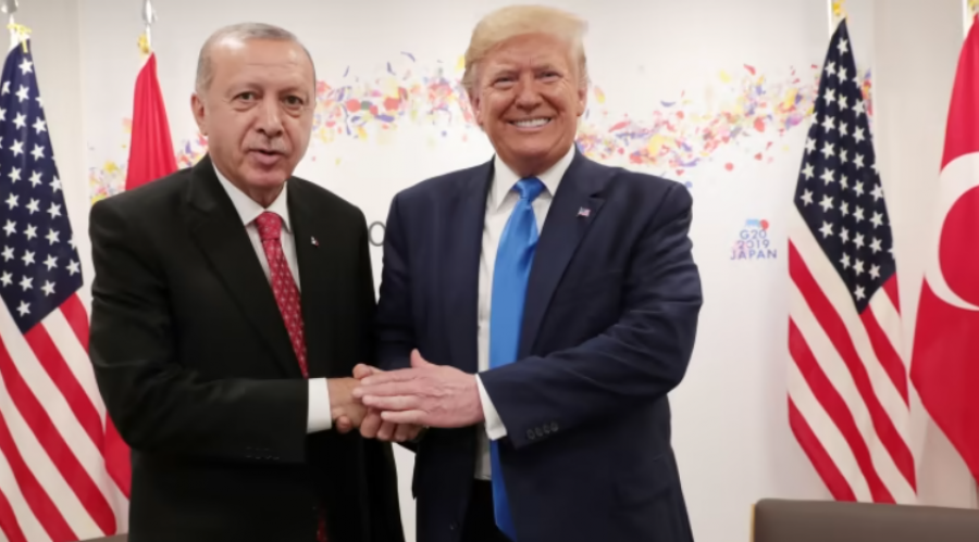 Trumpi paralajmëron marrëveshje të mëdha me Turqinë, data e takimit me Erdoganin