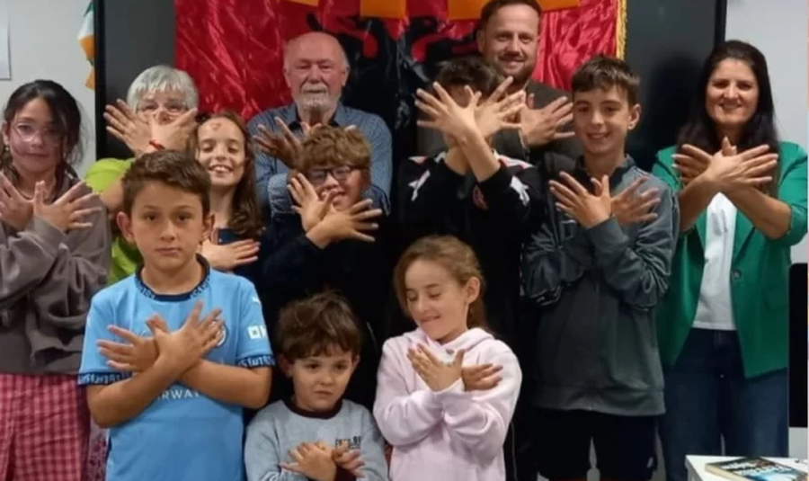 Hapet në Irlandë shkolla e parë në gjuhën shqipe