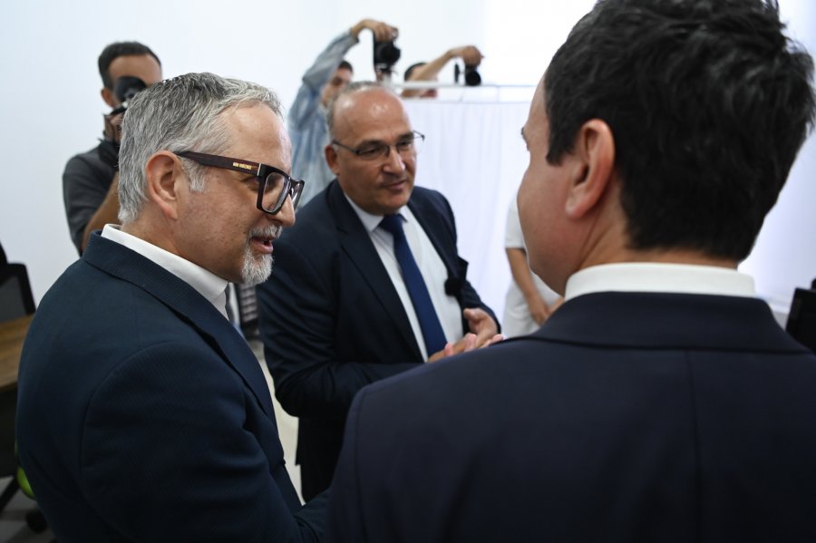 Kurti, Vitia e Bulliqi përurojnë Poliklinikën 2.4 milionë euroshe në Podujevë
