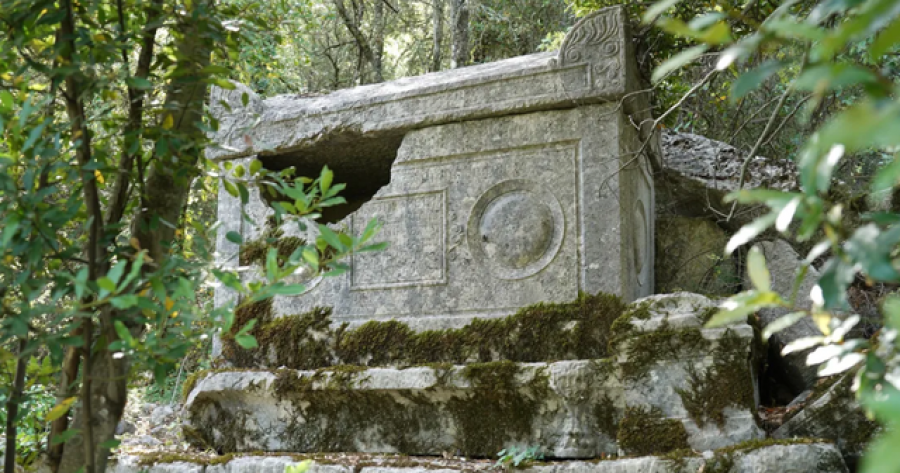 Qyteti i pamposhtur, rrënojat misterioze që sfiduan Aleksandrin e Madh