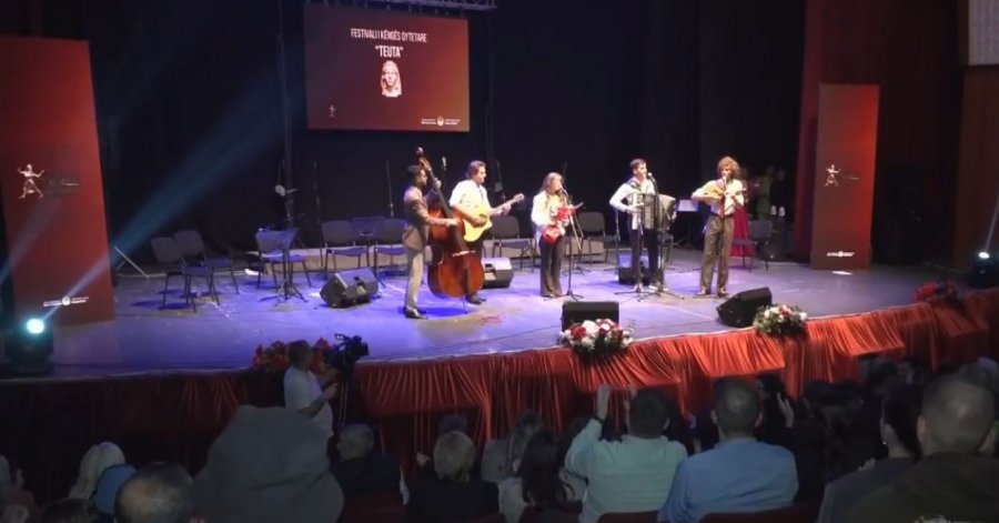 Tetova përmes Festivalit mbarëkombëtar mblodhi artistë nga të gjitha trojet etnike