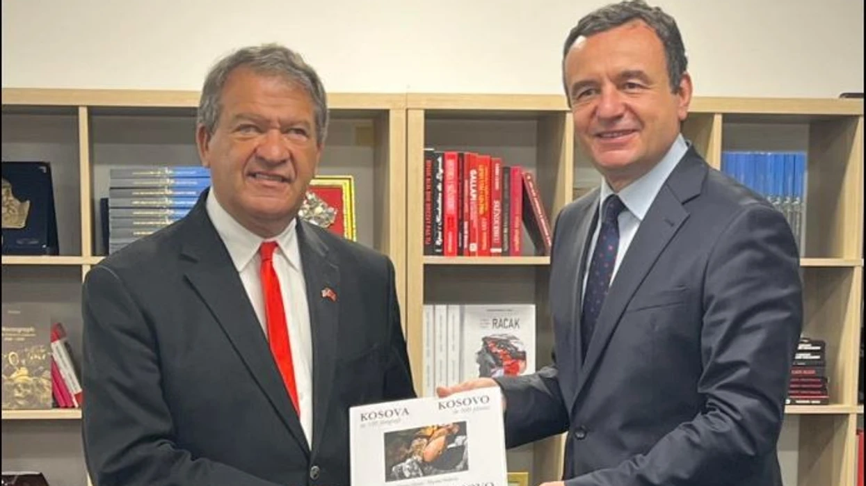 Kongresisti amerikan pas takimi me Kurtin, vlerëson arritjet e Kosovës