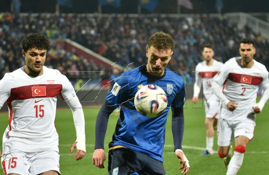 Fisnik Asllani reagon pas humbjes  Dhimbja është e madhe  ishim afër historisë