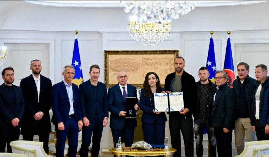 Pas dekorimit të Kombëtares  Osmani  Ekipi e ngriti Kosovën në majat e krenarisë