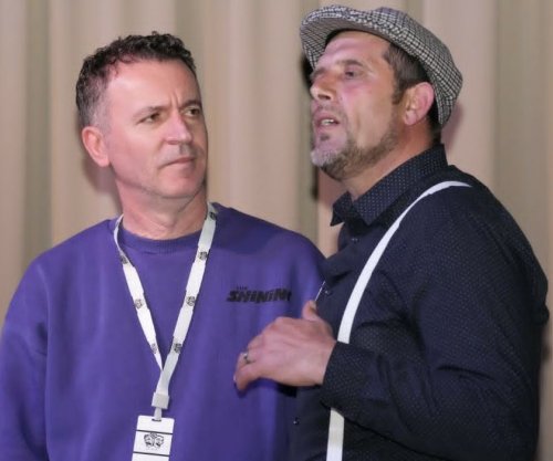 Aktori Dan Morina dhe regjisori Ben Apolloni super sukses me “Ne dhe Ata” në Zvicër