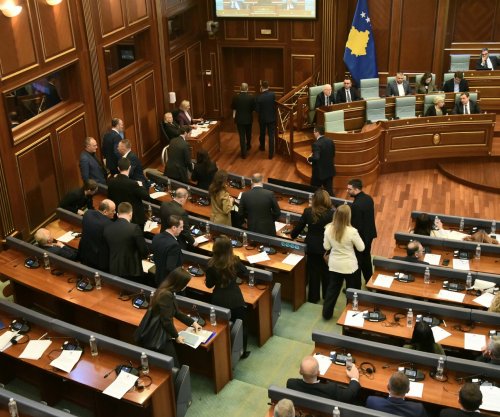 PDK-ja lëshon sallën e Kuvendit [foto]