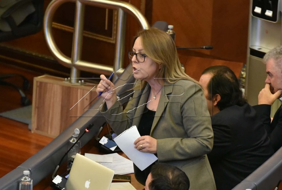 Bajrami akuzon qeverinë  Po mashtron qytetarët me çmimet e naftës