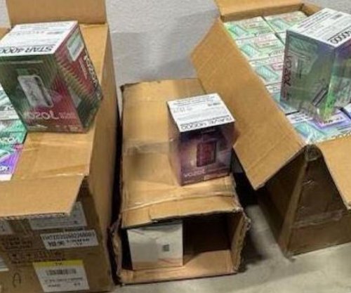 Dogana konfiskon cigare elektronike të padeklaruara në Merdare, vlera 10 mijë euro