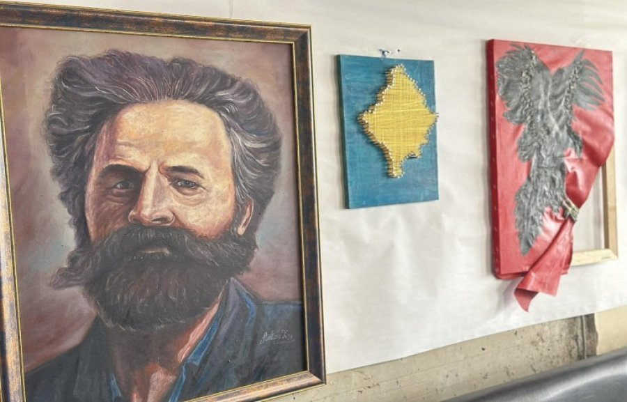 Hapet ekspozita  Artistët në hap me luftëtarët 