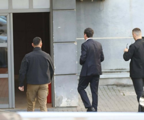  Kurti mbërrin në Kuvend për takimin me Abdixhikun