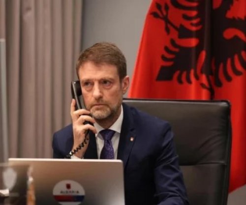 Hoxha përkrah protestën e studentëve shqiptarë në Shkup: Kërkesë e drejtë, të adresohet me seriozitet institucional