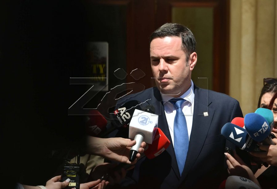 Pas Kurtit, Abdixhiku thotë se do t’i vazhdojë konsultimet edhe me liderët e tjerë politikë për çështjen e presidentit