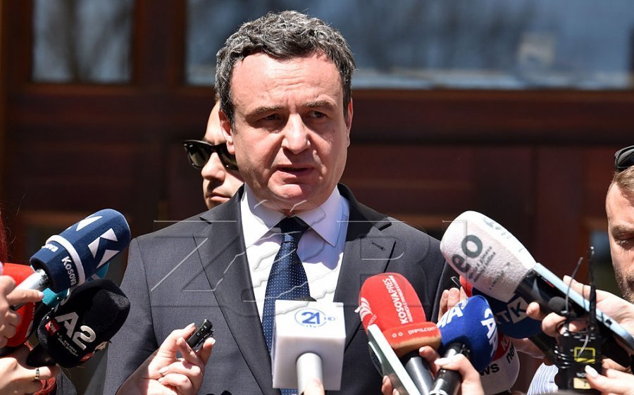 Rrahmani ironizon Kurtin  Urime kryeministër për xhipin mbi 500 mijë euro