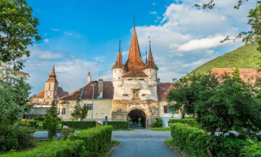 pese-fakte-qe-nuk-i-keni-ditur-per-rumanine