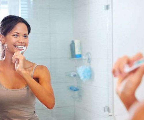 Sa shpesh duhet ta ndërroni brushën e dhëmbëve?