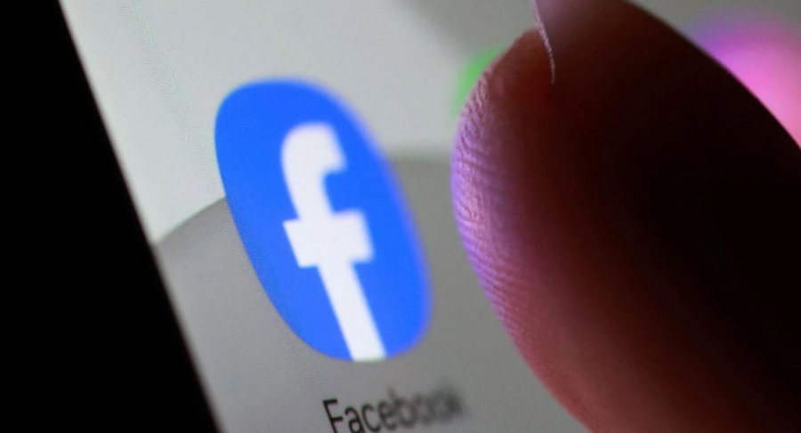 Ish inxhinieri i Facebook ut hetohet nga policia pas shkarkimit të 30 000 imazheve private