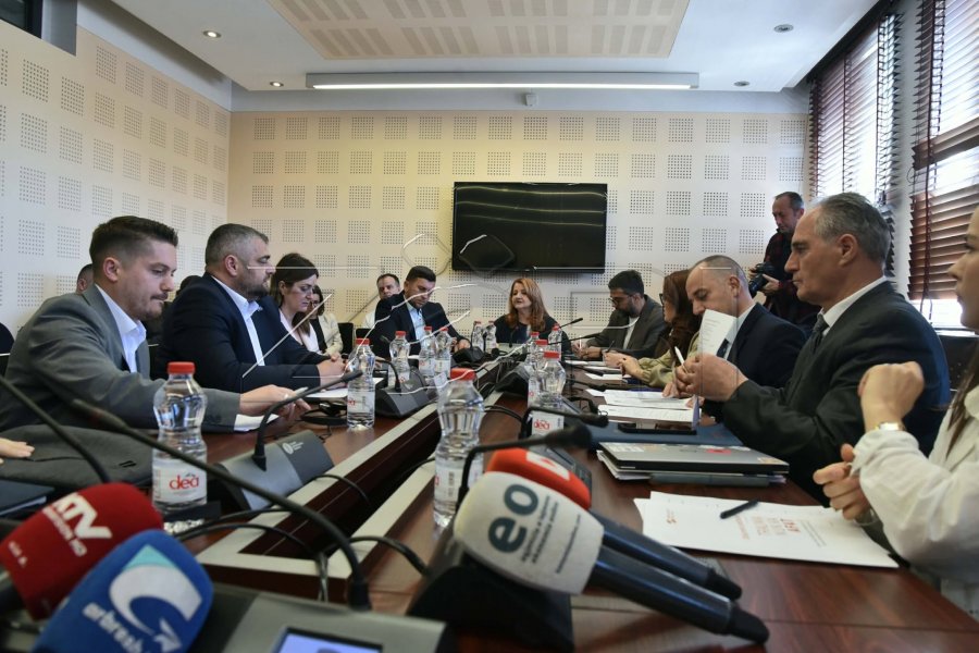 Komisioni për të Drejtat e Njeriut shpall konkurs për Avokat të Popullit